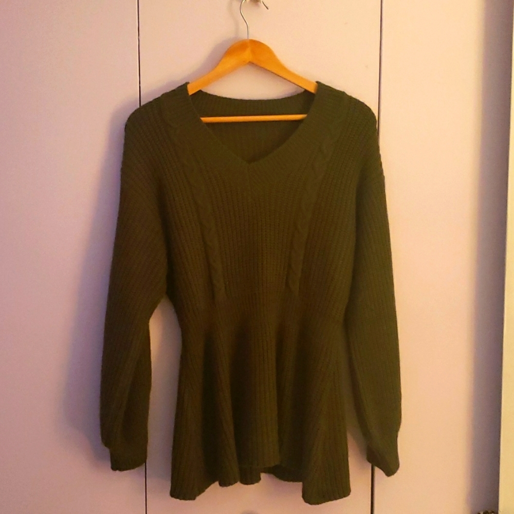 ⏳🔥Curve enhancing sweaters 2 FOR 1!!!!!